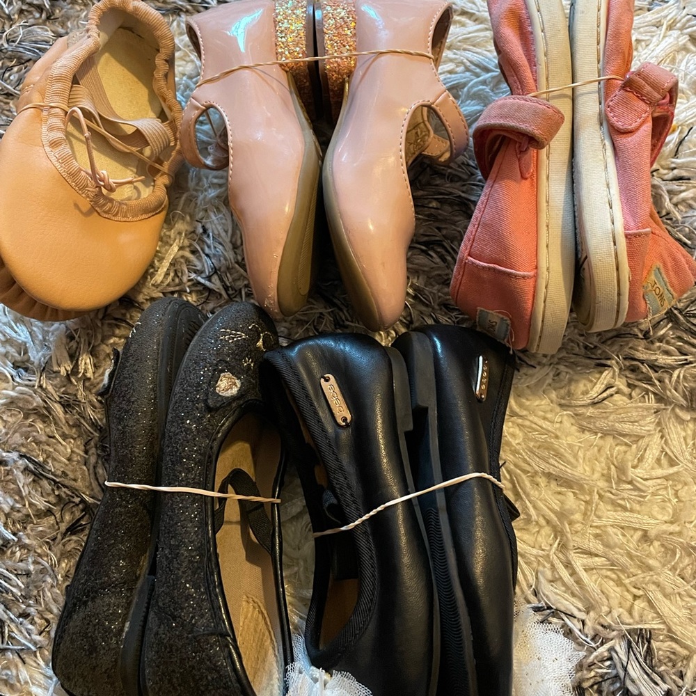 Four pairs of flats free ballet shoes